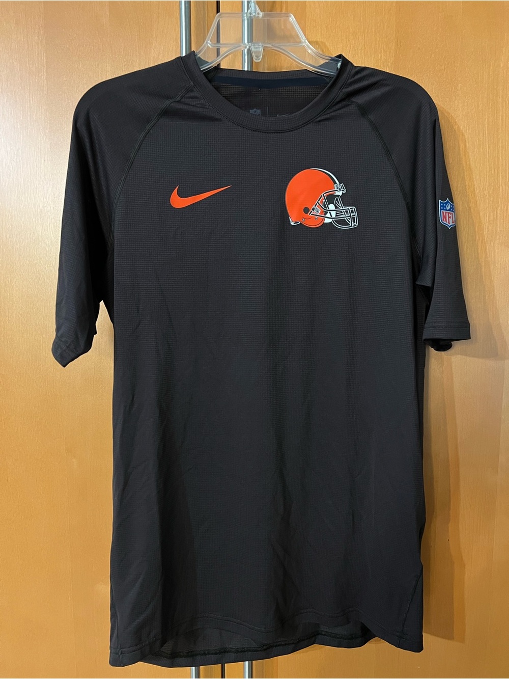 Nike Cleveland Browns Player Issued Undershirt US M Brown Dri-Fit AT4623-239